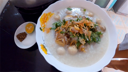 Cách nấu cháo trứng vịt lộn ngon bổ dưỡng mà không tanh